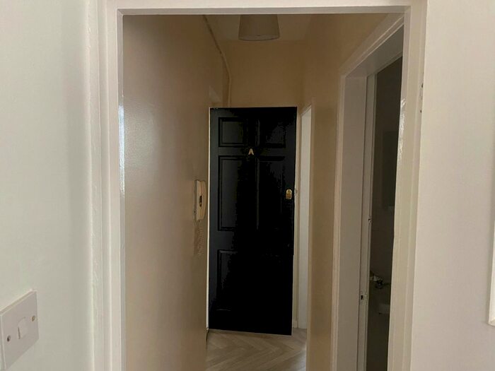 1 Bedroom Studio To Rent In Red Lane, Coventry, CV6