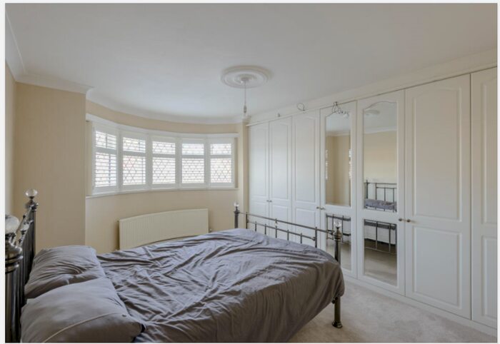 4 Bedroom Terraced House To Rent In New Road, London, E4