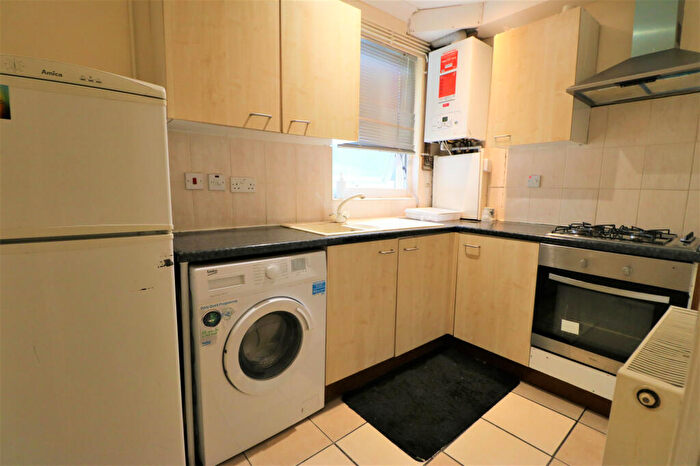 1 Bedroom Flat To Rent In Murchison Road, London, E10