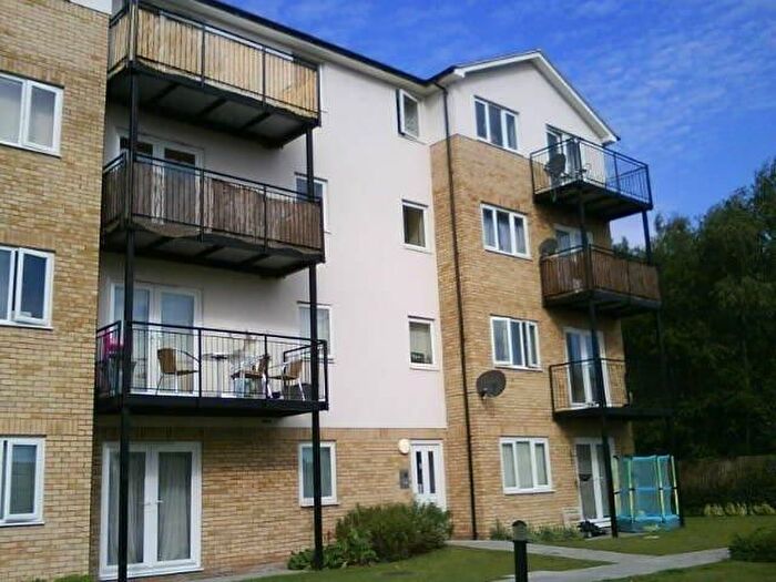 2 Bedroom Flat To Rent In Orient Lodge, Cooks Way, Hitchin, SG4