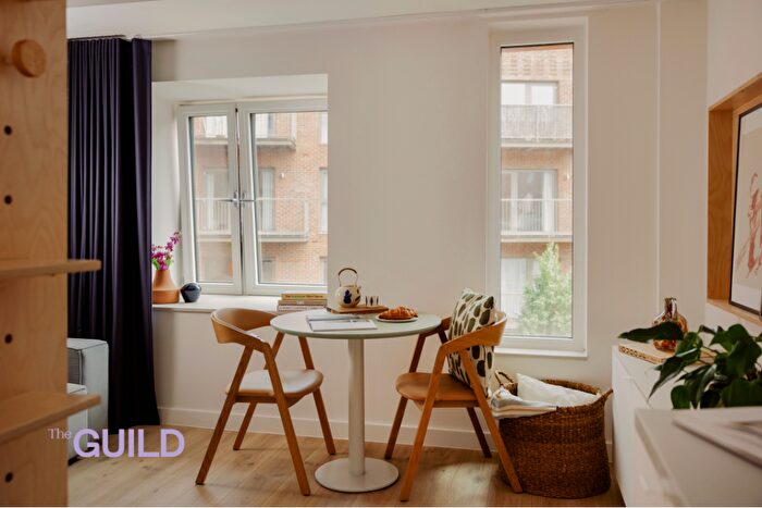 Studio To Rent In Walnut Tree Close, Guildford, Surrey, GU1