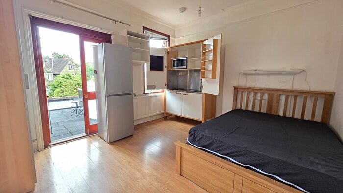 1 Bedroom Flat To Rent In Exeter Road, London, NW2