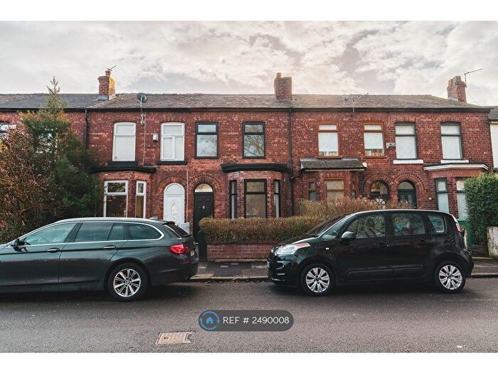 4 Bedroom Terraced House To Rent In Broom Avenue, Manchester, M19