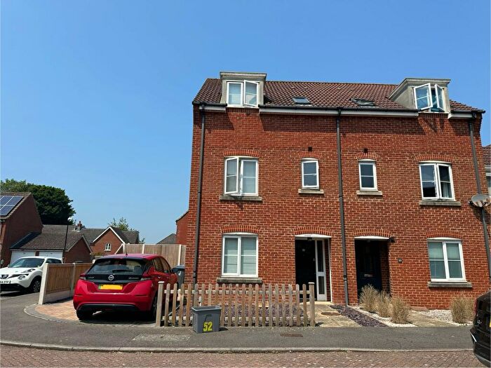 4 Bedroom House To Rent In Aspen Drive, Dover, CT16