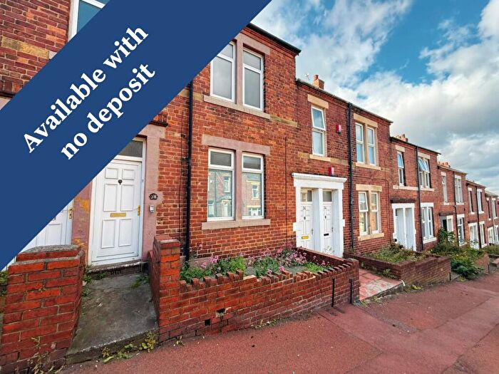 2 Bedroom Flat To Rent In Kitchener Street, Gateshead, NE9