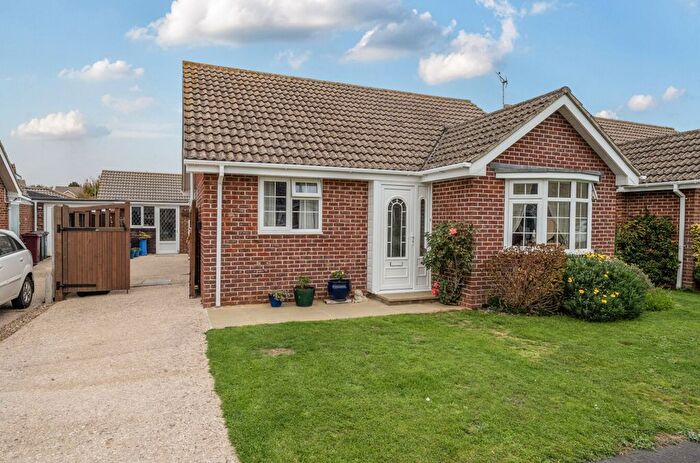 2 Bedroom Detached Bungalow For Sale In Bennetts Close, West Wittering, PO20