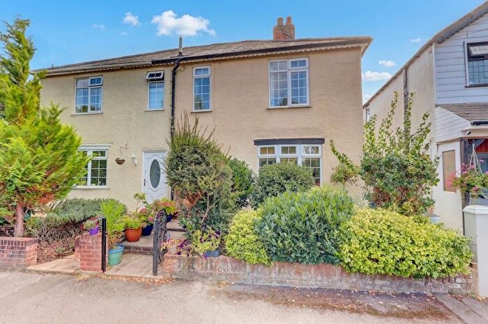 3 Bedroom Semi-Detached House For Sale In Station Road, Princes Risborough, Buckinghamshire, HP27
