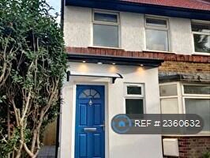 1 Bedroom Flat To Rent In Watford Way, London, NW4