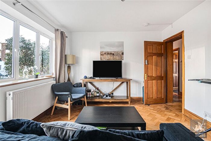 2 Bedroom Flat To Rent In Abercorn Place, London, NW8