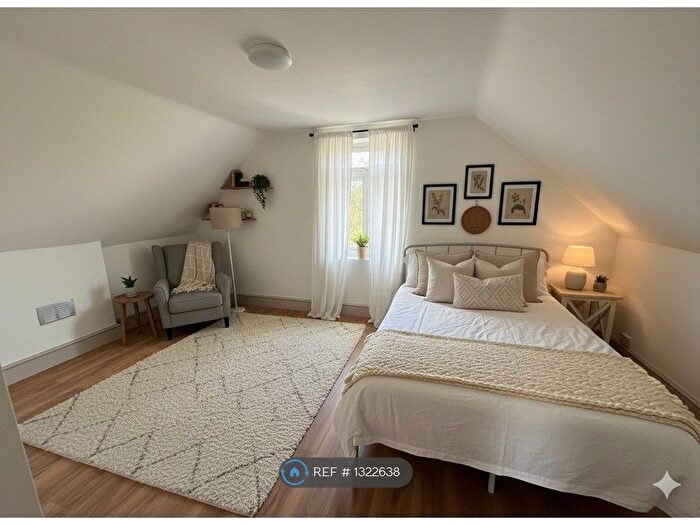 1 Bedroom Flat To Rent In Whittington Road, London, N22