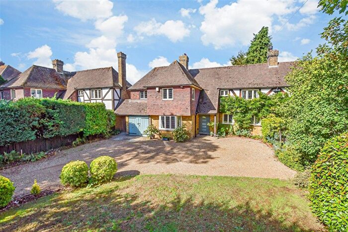 4 Bedroom Semi Detached House For Sale In Loose Road, Loose, Maidstone, Kent, ME15