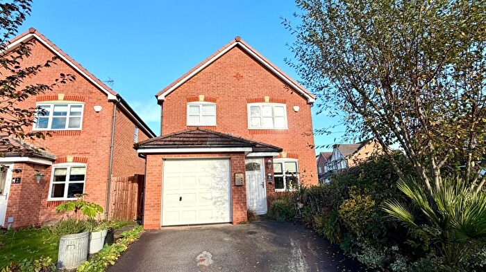 3 Bedroom Detached House For Sale In Llys Onnen, Llandudno Junction, LL31