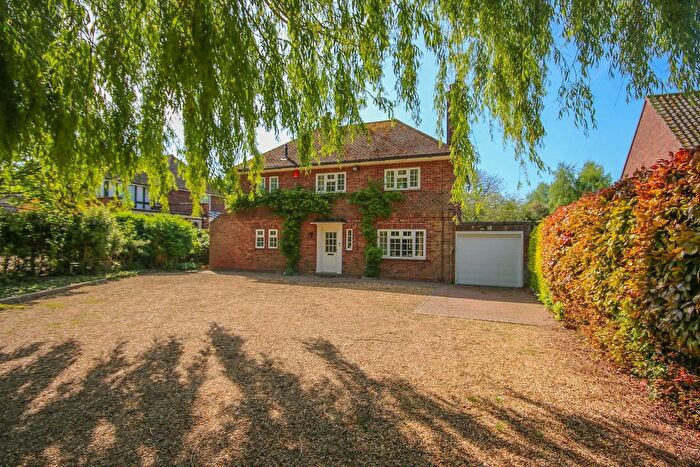 4 Bedroom Detached House For Sale In Gayton Road, King's Lynn, PE30