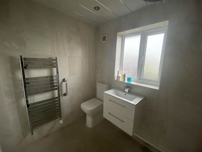 3 Bedroom Detached House For Sale In Corn Hill, Conisbrough, Doncaster, DN12