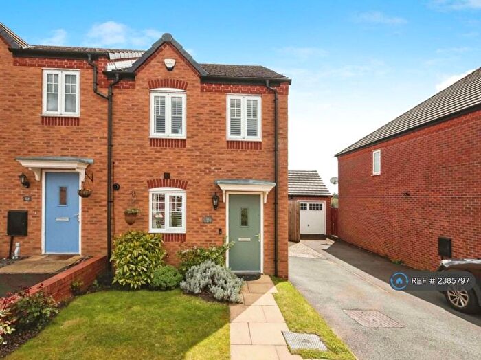 3 Bedroom Terraced House To Rent In Ley Hill Farm Road, Birmingham, B31
