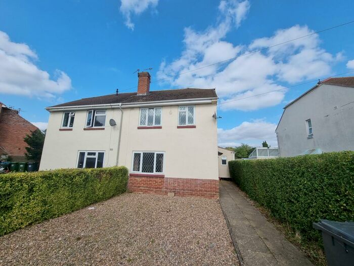 6 Bedroom Semi-Detached House To Rent In Elizabeth Road, Leamington Spa, CV31