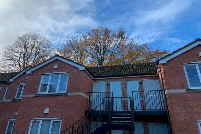 2 Bedroom Flat To Rent In Alfred Court, Wells, BA5