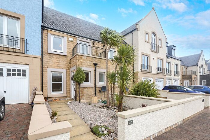 2 Bedroom Terraced House For Sale In Harbourside, Inverkip, Inverkip, Inverclyde, PA16