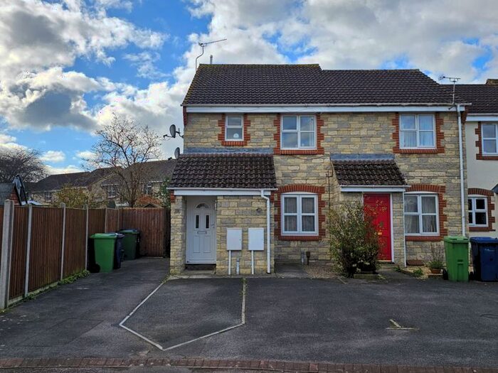 1 Bedroom Maisonette To Rent In Grenville Close, Churchdown, Gloucester, GL3