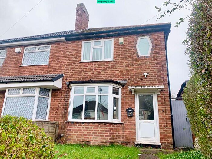 3 Bedroom Semi Detached House To Rent In Burford Road, Kingstanding, Birmingham, B44