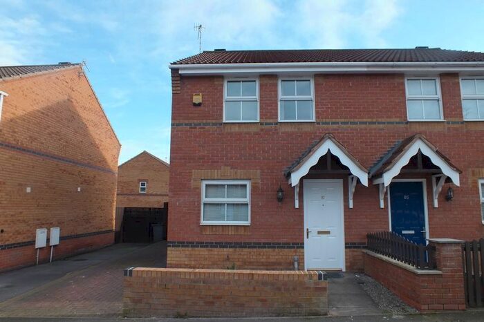 3 Bedroom Semi-Detached House To Rent In Bank Street, Tunstall, Stoke-On-Trent ST6
