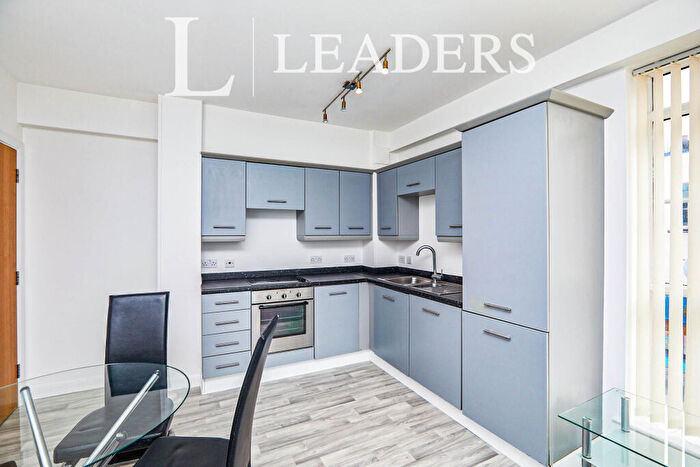2 Bedroom Flat To Rent In Gower Street, Derby, Derbyshire, DE1