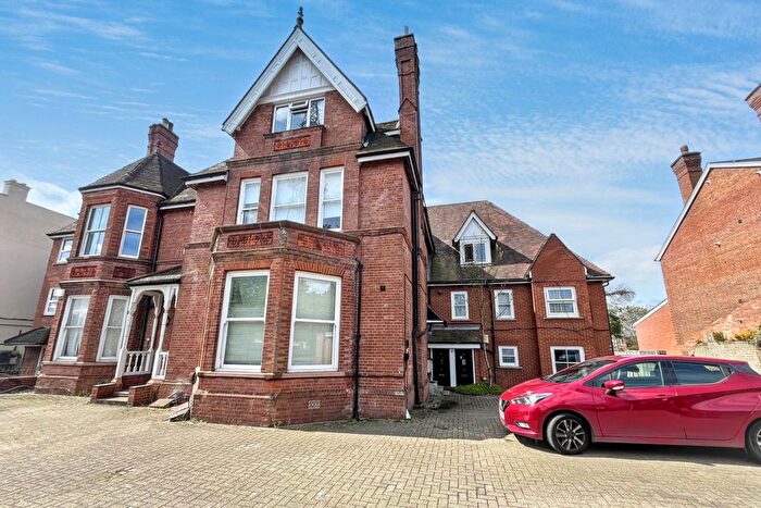 1 Bedroom Flat For Sale In Beulah Hill, London, SE19