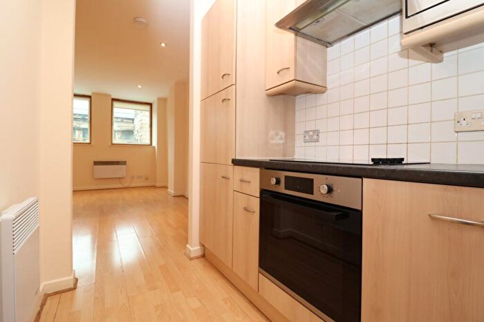 1 Bedroom Flat To Rent In The Pinnacle Bothwell Street, Glasgow, Glasgow City, G2