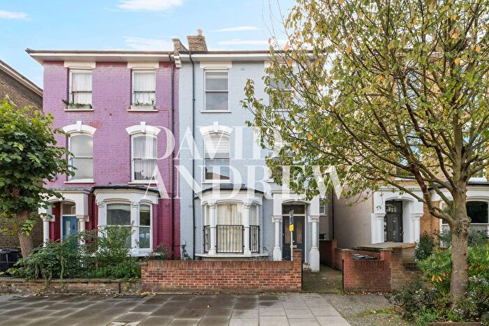 2 Bedroom Flat To Rent In Wilberforce Road, N4