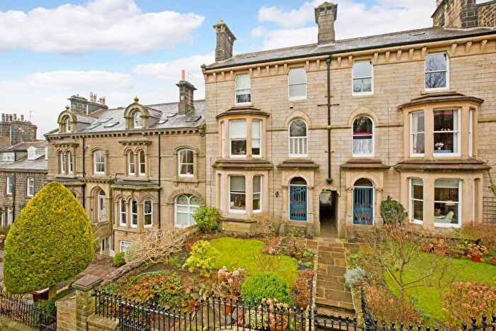 1 Bedroom Apartment For Sale In West View, Ilkley, LS29