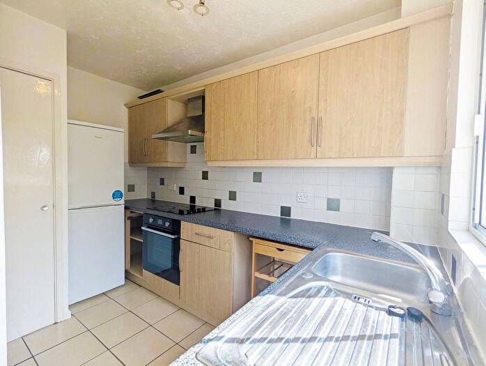 1 Bedroom Flat To Rent In Mcmillan Court, Cumberland Place, London, SE6