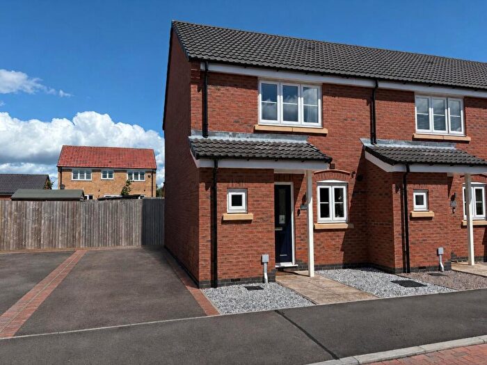 2 Bedroom End Of Terrace House For Sale In Buxton Crescent, Broughton Astley, Leicester, LE9