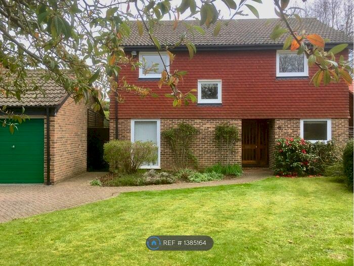 4 Bedroom Detached House To Rent In Nursery Place, Sevenoaks, TN13