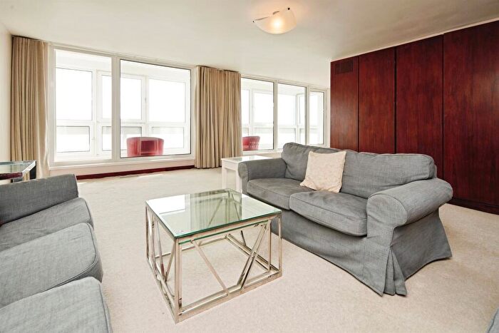4 Bedroom Apartment For Sale In Russell Square, Brighton, BN1