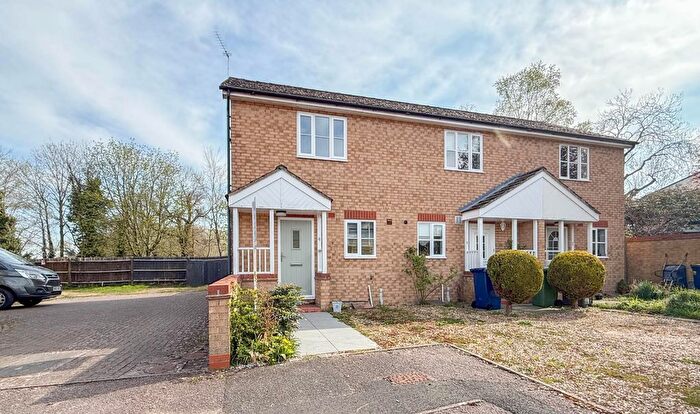 2 Bedroom End Terrace House To Rent In Ash View, Hauxton, Cambridge, CB22