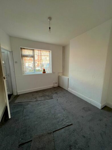 3 Bedroom Terraced House To Rent In Staveley Street, Edlington, Doncaster., DN12