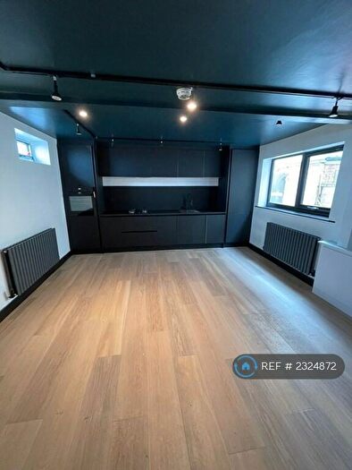 4 Bedroom Terraced House To Rent In Promenade, Blackpool, FY1