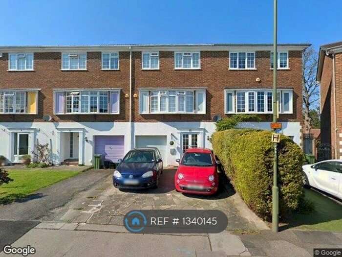 4 Bedroom Terraced House To Rent In Bromley, Bromley, BR1