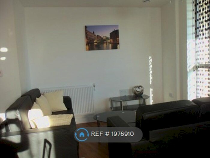 2 Bedroom Flat To Rent In Elmira Street, London, SE13