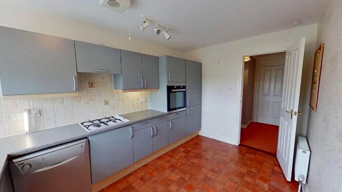 2 Bedroom Flat To Rent In New Cut Rigg, Edinburgh, EH6
