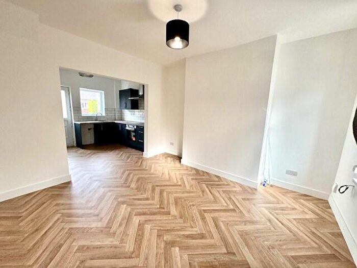 2 Bedroom House To Rent In Blythe Street, Wombwell, Barnsley, S73