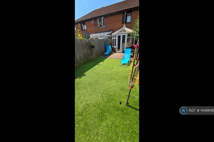 2 Bedroom Terraced House To Rent In Welland Avenue, Didcot, OX11