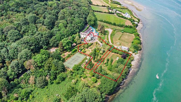 6 Bedroom Country House For Sale In St. Dogmaels, Cardigan, SA43