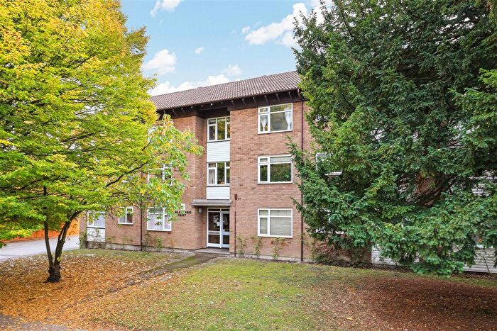2 Bedroom Flat To Rent In Hills Avenue, Cambridge, CB1