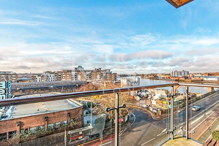 2 Bedroom Flat To Rent In Spinnaker House, Juniper Drive, Battersea Reach, SW18