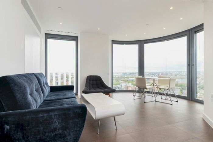 2 Bedroom Flat To Rent In Chronicle Tower, London, EC1V