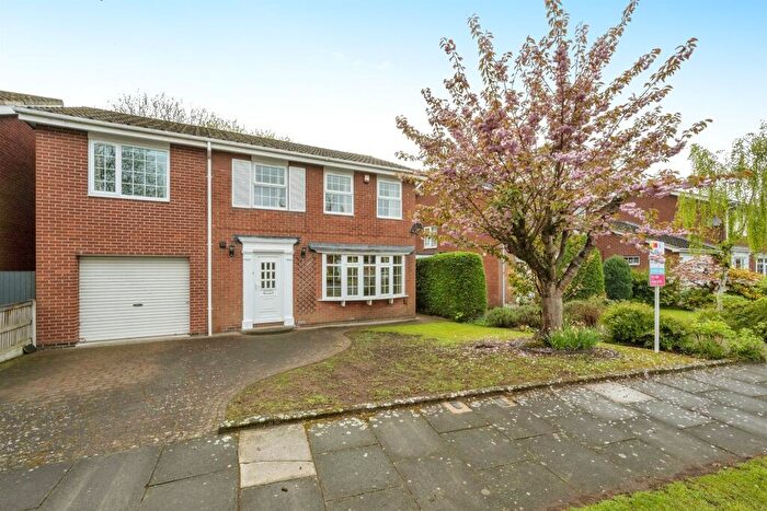 5 Bedroom Detached House For Sale In Saundby Close, Bessacarr, Doncaster, DN4