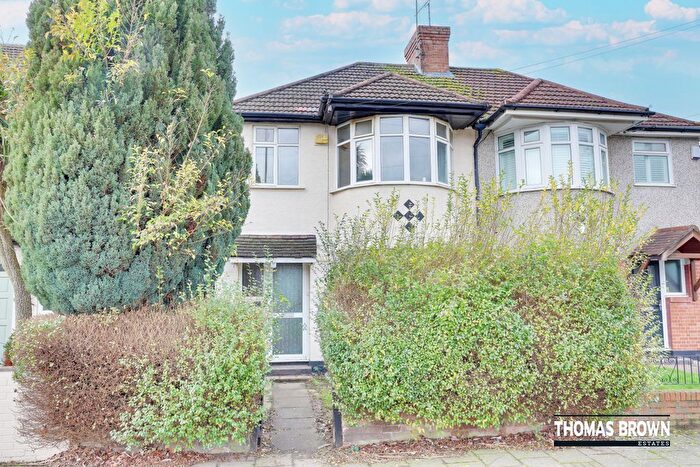 3 Bedroom Semi Detached House For Sale In Sevenoaks Way, Orpington, BR5