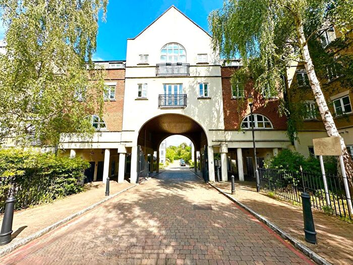 4 Bedroom Terraced House To Rent In Dudley Mews, Tulse Hill, London, SW2