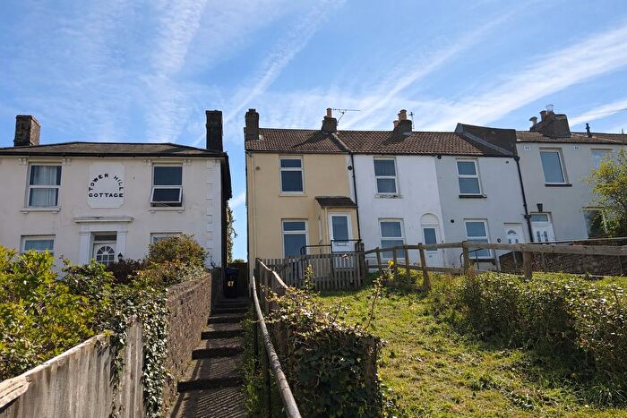 2 Bedroom Property To Rent In Tower Hill, Dover, CT17